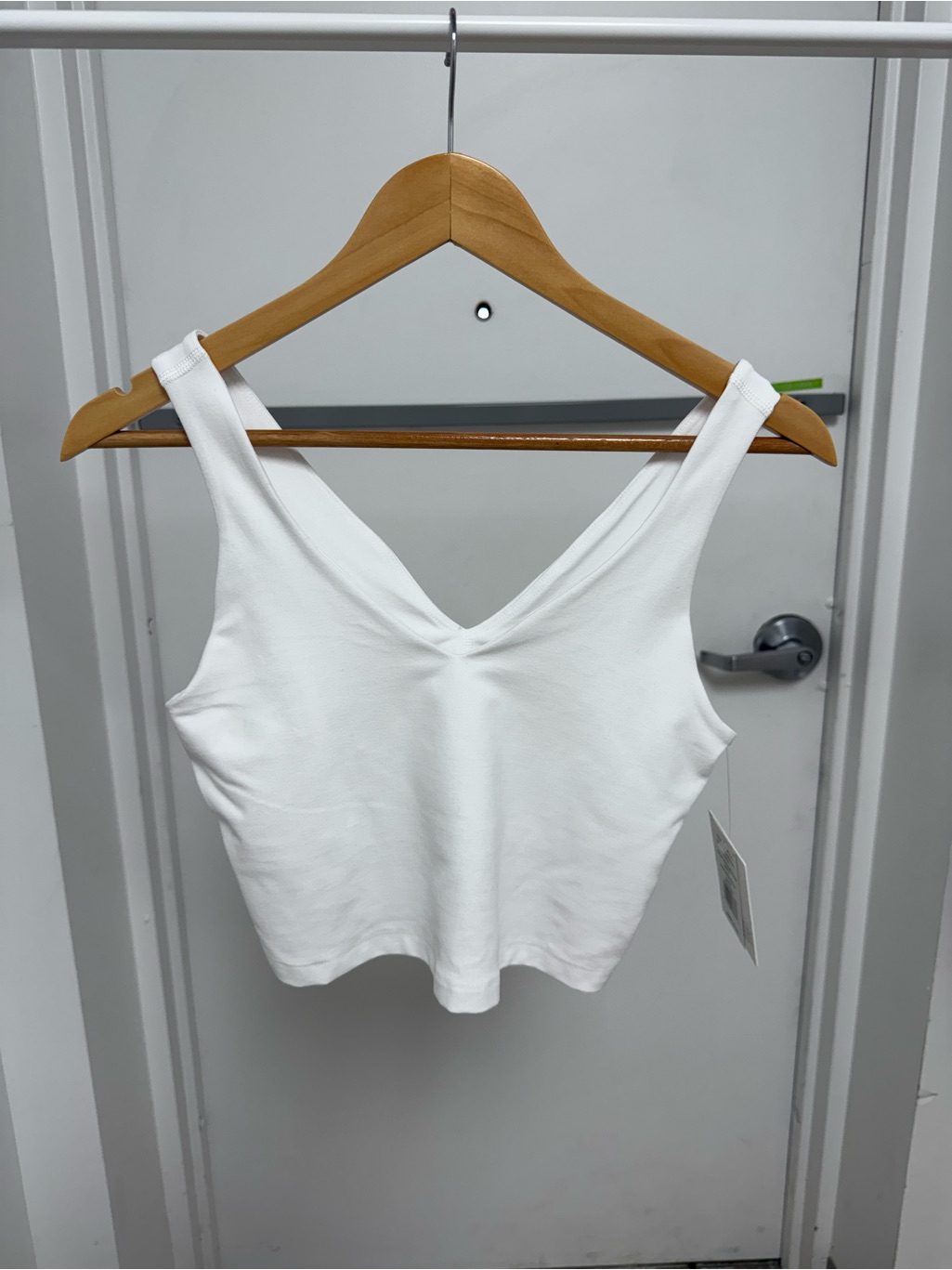 Beyond Yoga White V-Neck Cropped Camisole